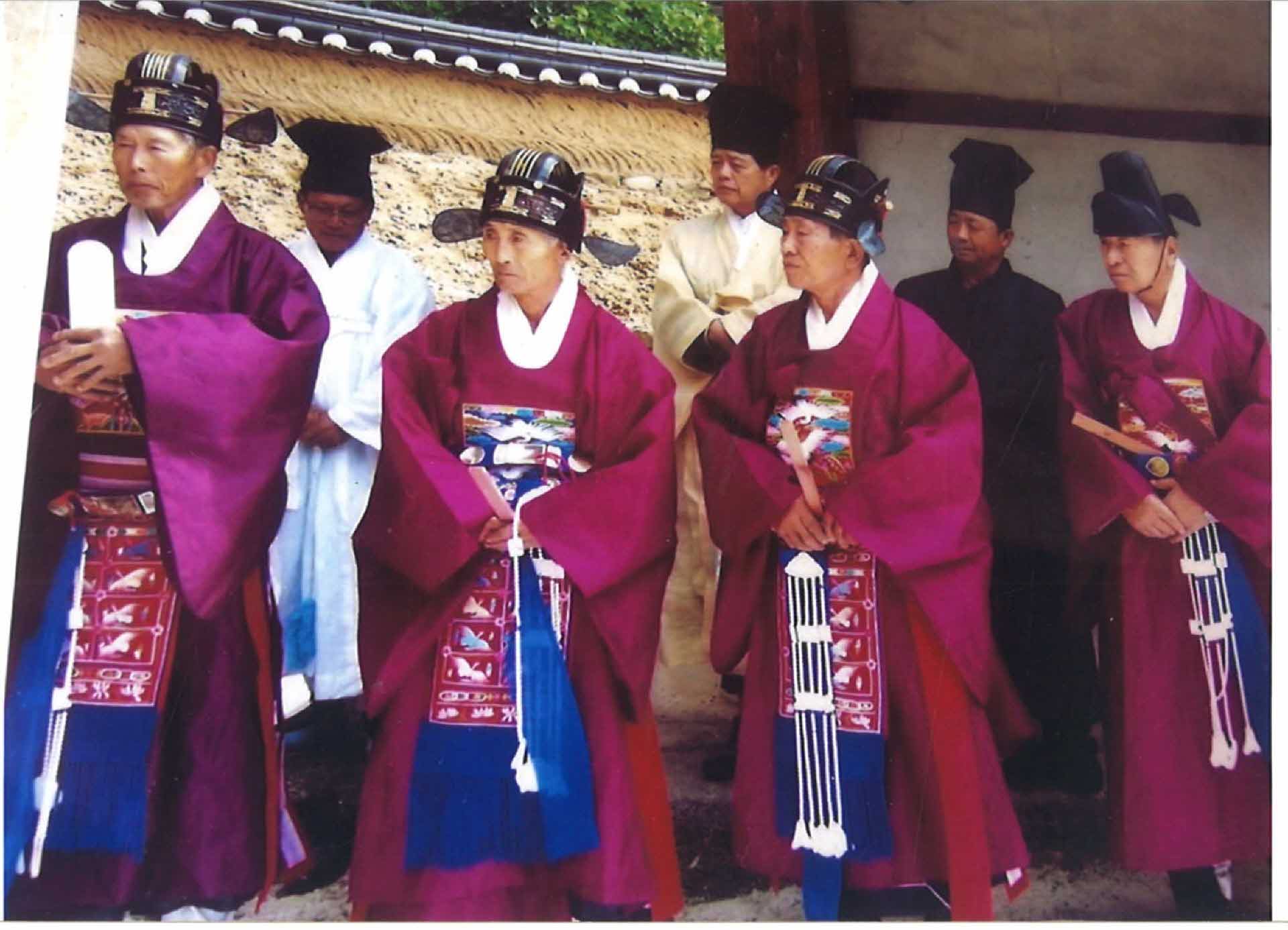 순흥향교 향교장 장례사진-관복