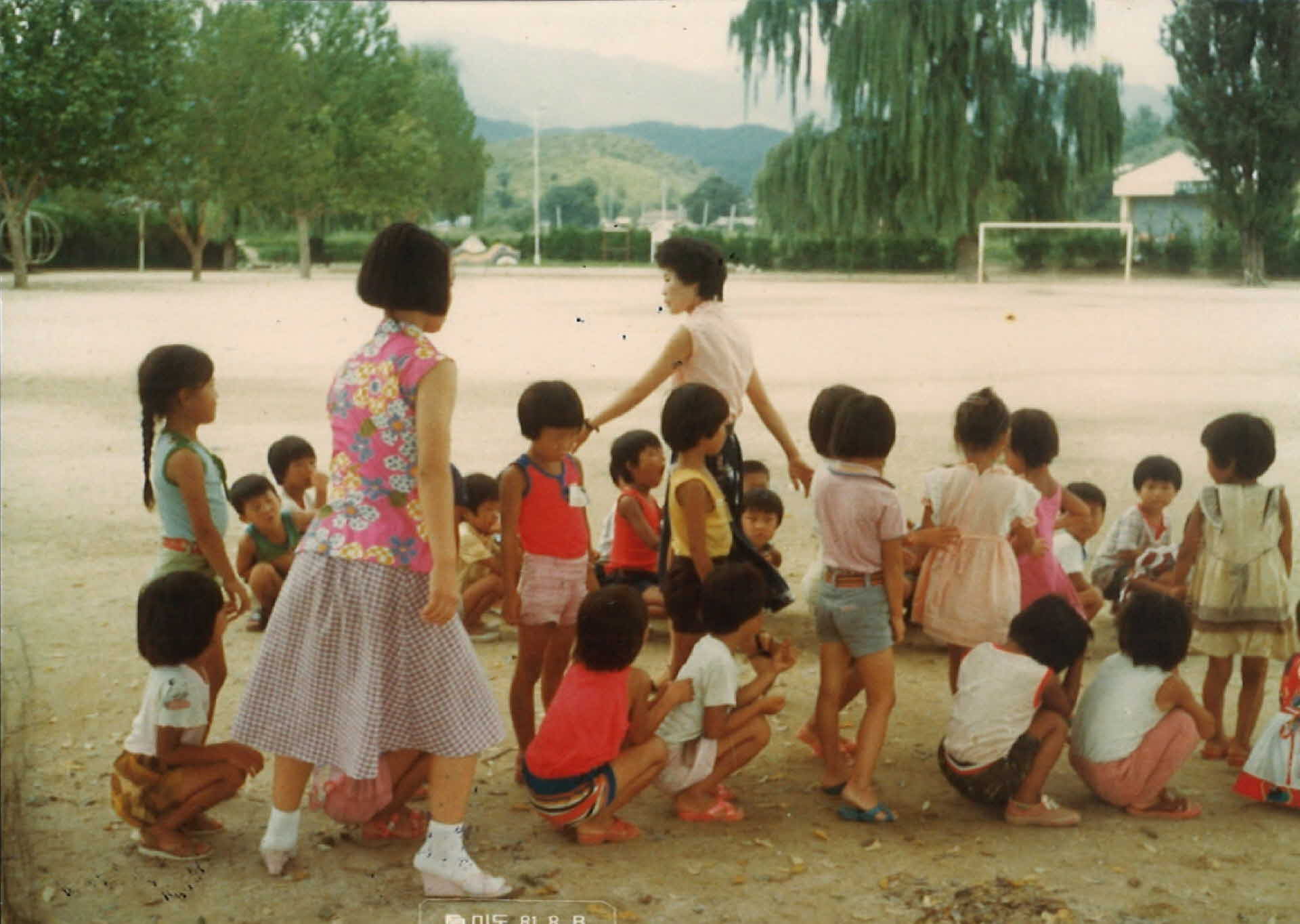 안정교회 유치원 기념사진