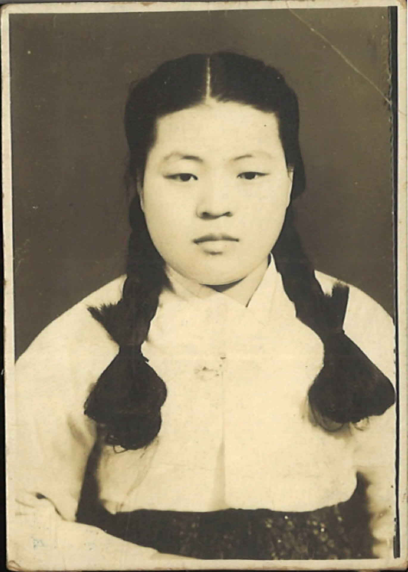 인물사진-양갈래 여인