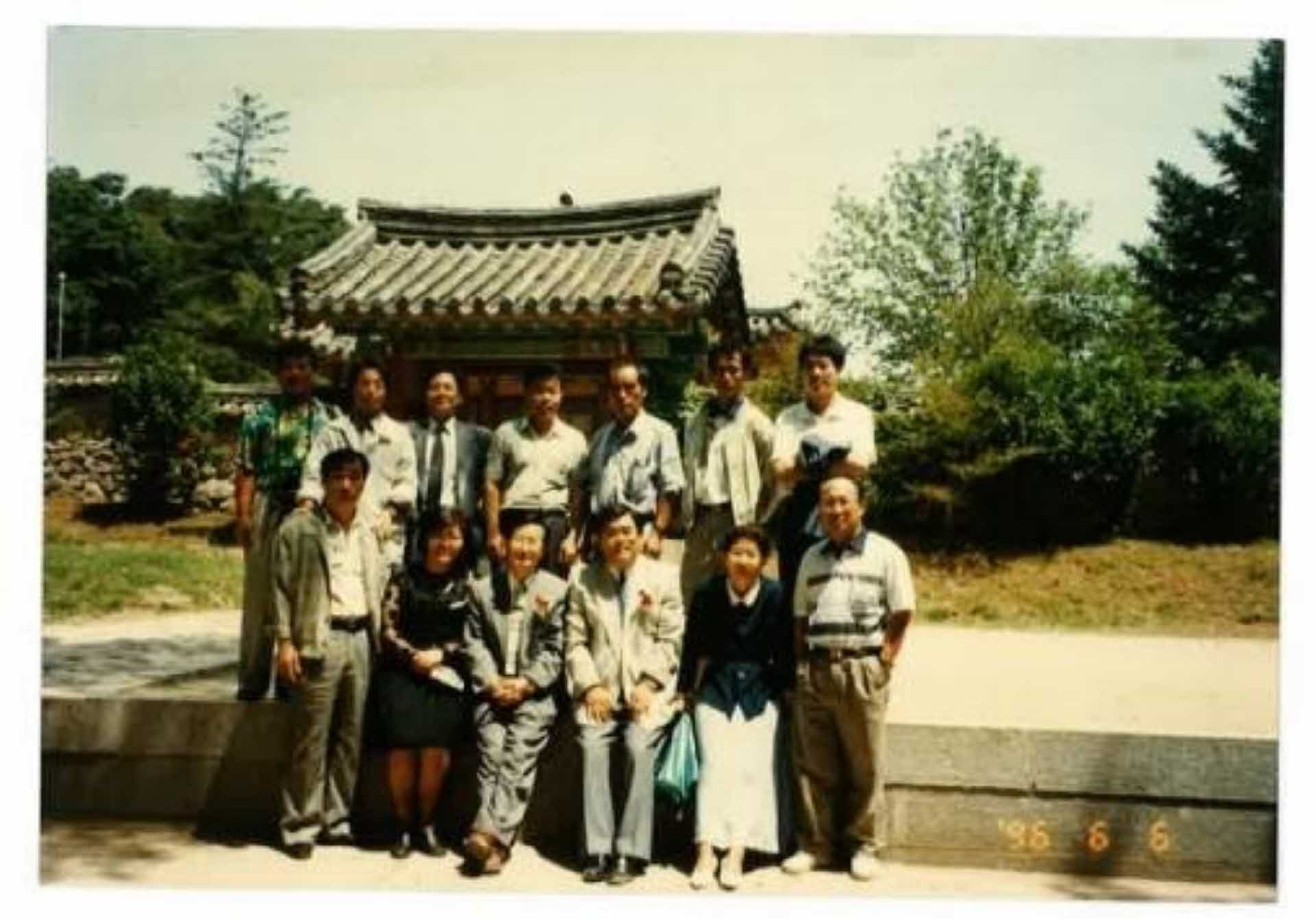 세광중학교 동창모임-단체, 건물배경