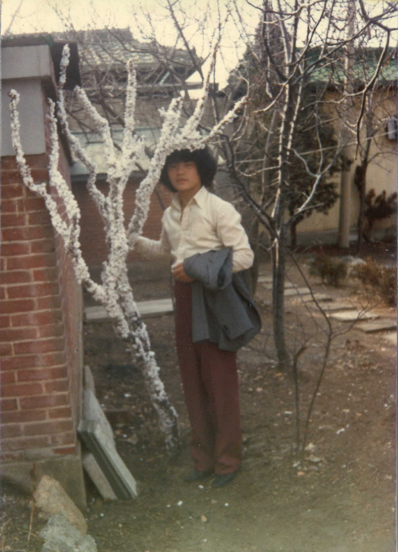 일반주택옆 청년 사진2